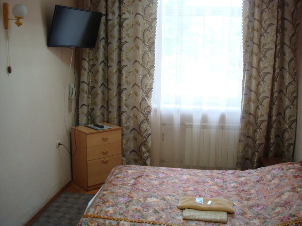 Filvarki-Centre Kamianets-Podilskyi Habitación foto