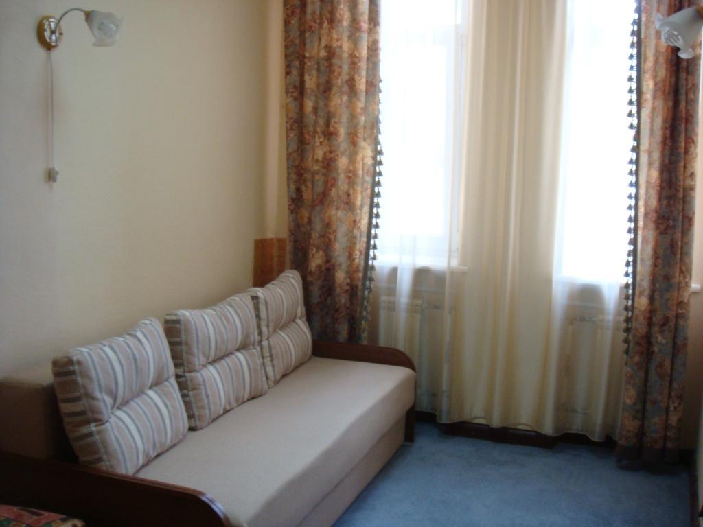 Filvarki-Centre Kamianets-Podilskyi Habitación foto